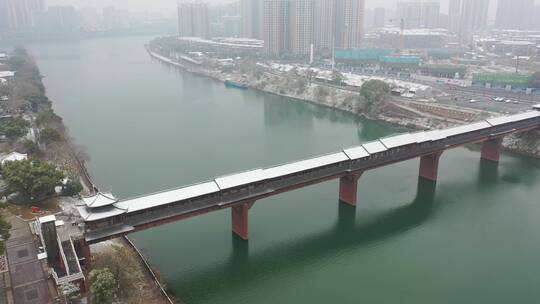 航拍衡阳东洲岛雪景