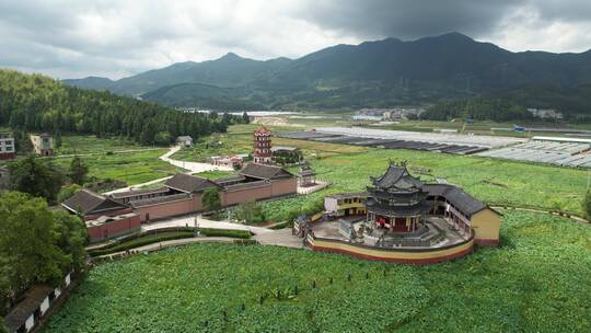 福建宁德市周宁县鲤鱼溪公园古建筑风光