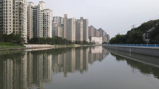 上海苏州河上海普陀路段