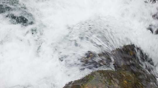 清澈河水河流水源水流溪流溪水