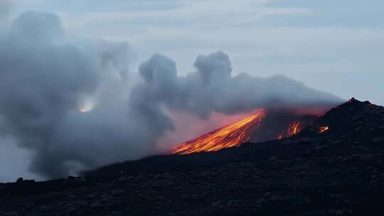 火山爆发岩浆 (4)