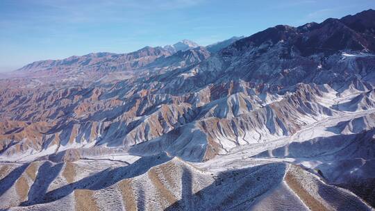 山坡丘陵地带残雪视频素材模板下载