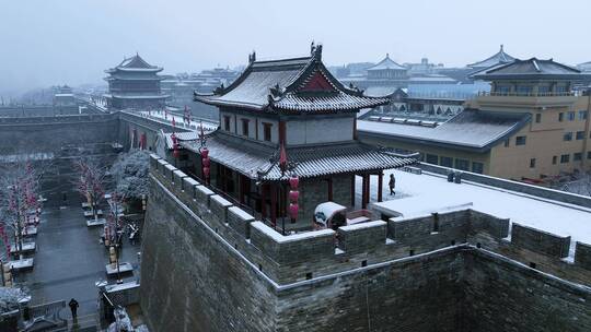 航拍西安城墙永宁门雪景