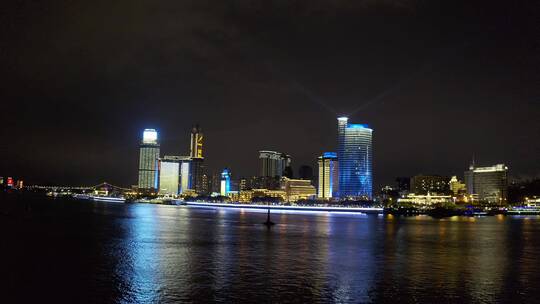 4K航拍厦门鹭江道灯光秀夜景