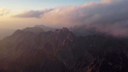 塔特拉斯高山上的日落视频素材模板下载