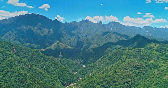 绿色山川航拍