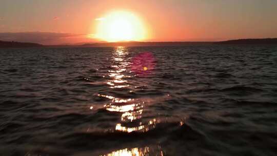 航拍海平面海上夕阳落日海浪海鸟日出合集