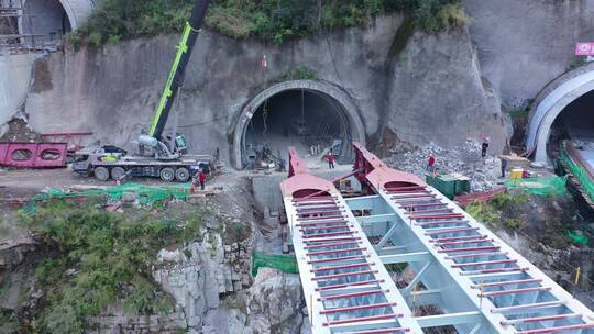 金沙江大桥高速路工程修路建桥雪山隧道