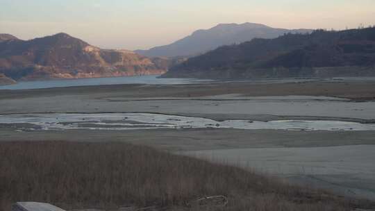 郊区 傍晚 日落 山河美景 远景