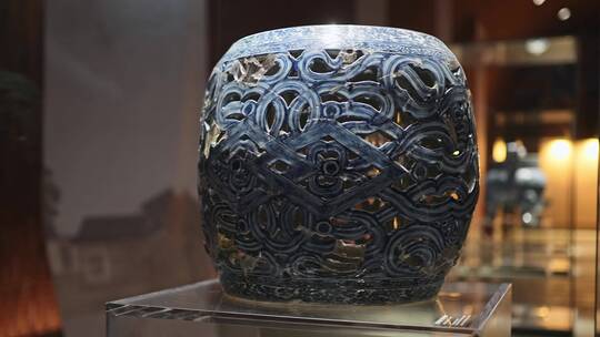 景德镇御窑博物馆珍藏精美的陶瓷艺术品