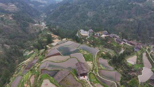 贵州黔东南雷山县雀鸟苗寨传统民居航拍风光