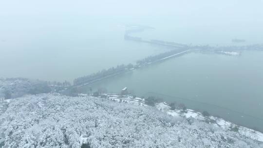 武汉东湖风景区冬季雪景风光