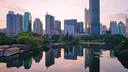 航拍夕阳下深圳福田天际线城市风光