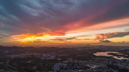 深圳市宝安区凤凰山日落晚霞延时