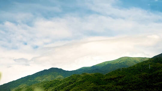 乡村振兴夏季大山旅游避暑