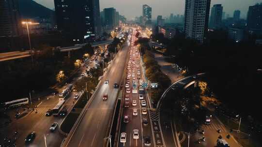 航拍夜景城市繁华车流