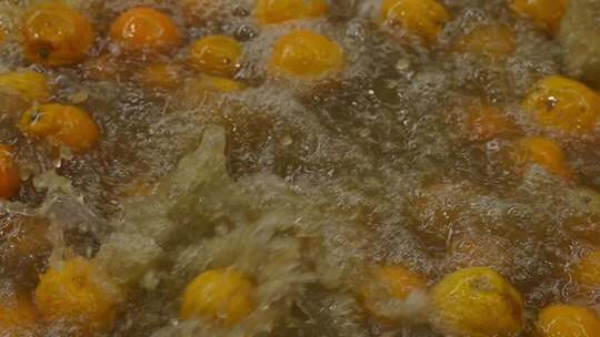橙子入水清洗慢镜头