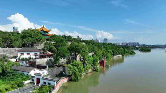 岳阳洞庭湖汛期涨水