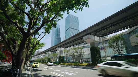 重庆繁忙发达的轨道交通