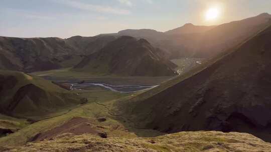 4k航拍冰岛thakgil峡谷风景