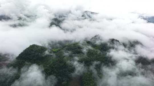 航拍延时山川云海翻涌