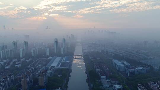 上海城市平流雾航拍