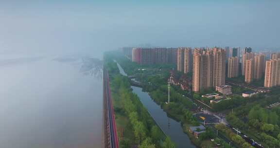 杭州下沙钱塘绿道沿江清晨风光