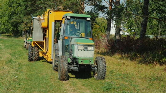 拖拉机牵引农业设备