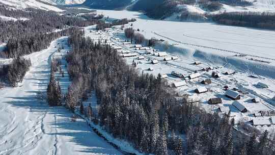 新疆冬季旅游 禾木冬天 村庄 禾木雪景视频素材模板下载