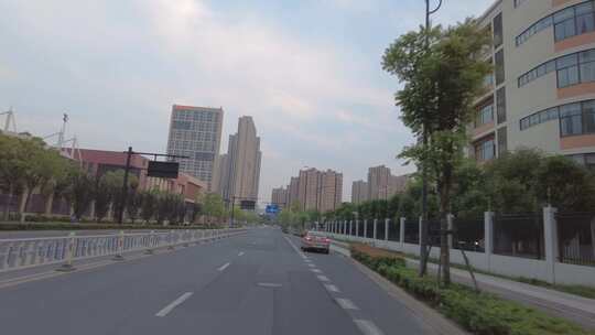 傍晚马路街景