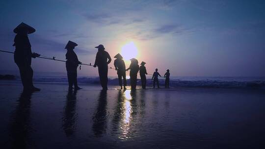 渔民捕捞 夕阳