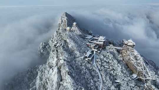 河南老君山冬季雪后云海大气航拍