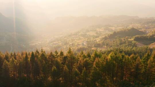 4k航拍山村晚霞