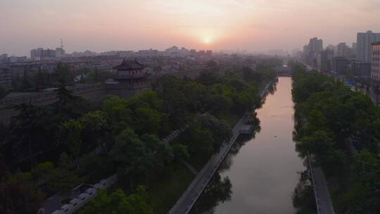 西安城墙护城河