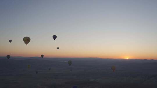 高清4k航土耳其拍热气球日出清晨