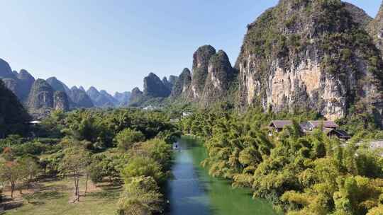 广西桂林阳朔山水遇龙河竹筏漂流航拍