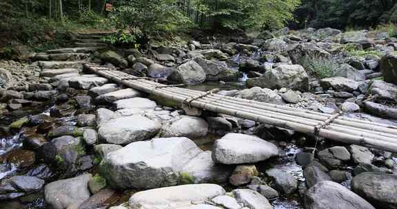 宁静山涧溪流 原生态景观 浙东小九寨