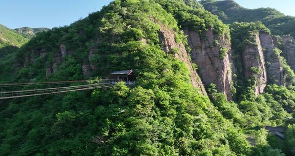 洛阳龙潭大峡谷旅游生态森林河流航拍景点