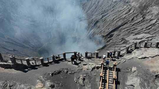 印尼爪哇岛布罗莫火山口航拍自然风光视频素材模板下载