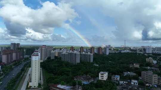 城市彩虹航拍视频