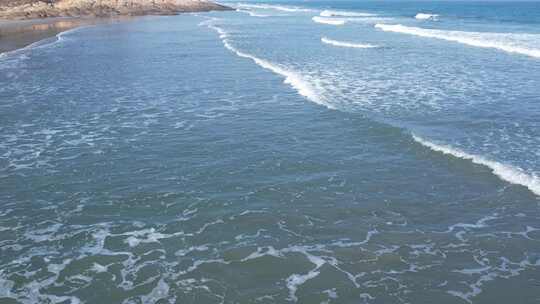 大海海岸海浪波涛汹涌航拍