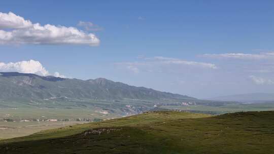 高原  大自然 蓝天 白云  大山 草原