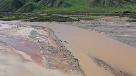 青海果洛州黄河水源航拍4K视频