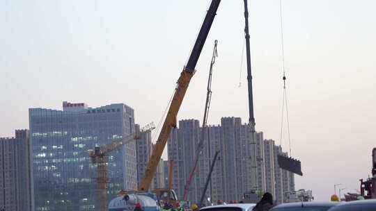 吊车 施工 建设 道路 工人 忙碌