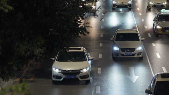 城市街道车流夜景视频素材模板下载