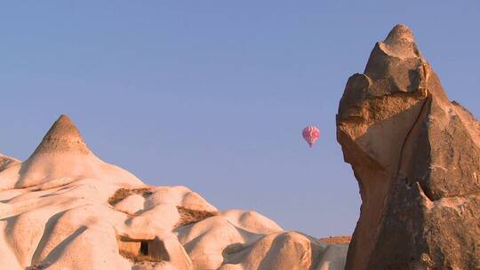 热气球在土耳其上空飞视频素材模板下载