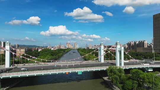 运河城市桥梁蓝天白云小城市