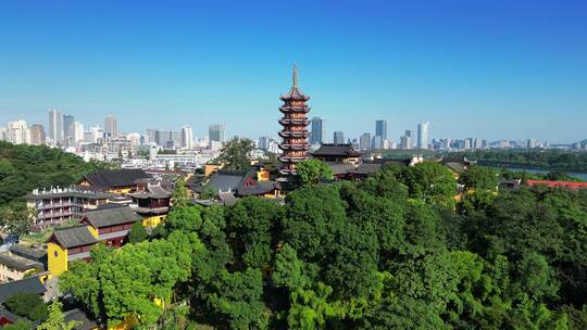 南京市古鸡鸣寺航拍风光