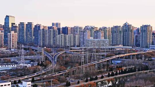 北京朝阳区冬季城市天际线交通建筑群