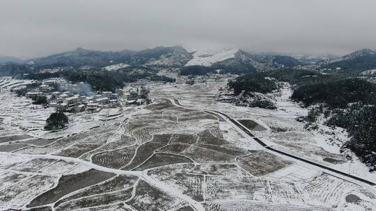 航拍农田农业种植冬天雪景